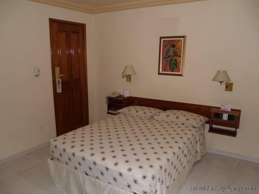 Lider Hotel Manaus Buitenkant foto