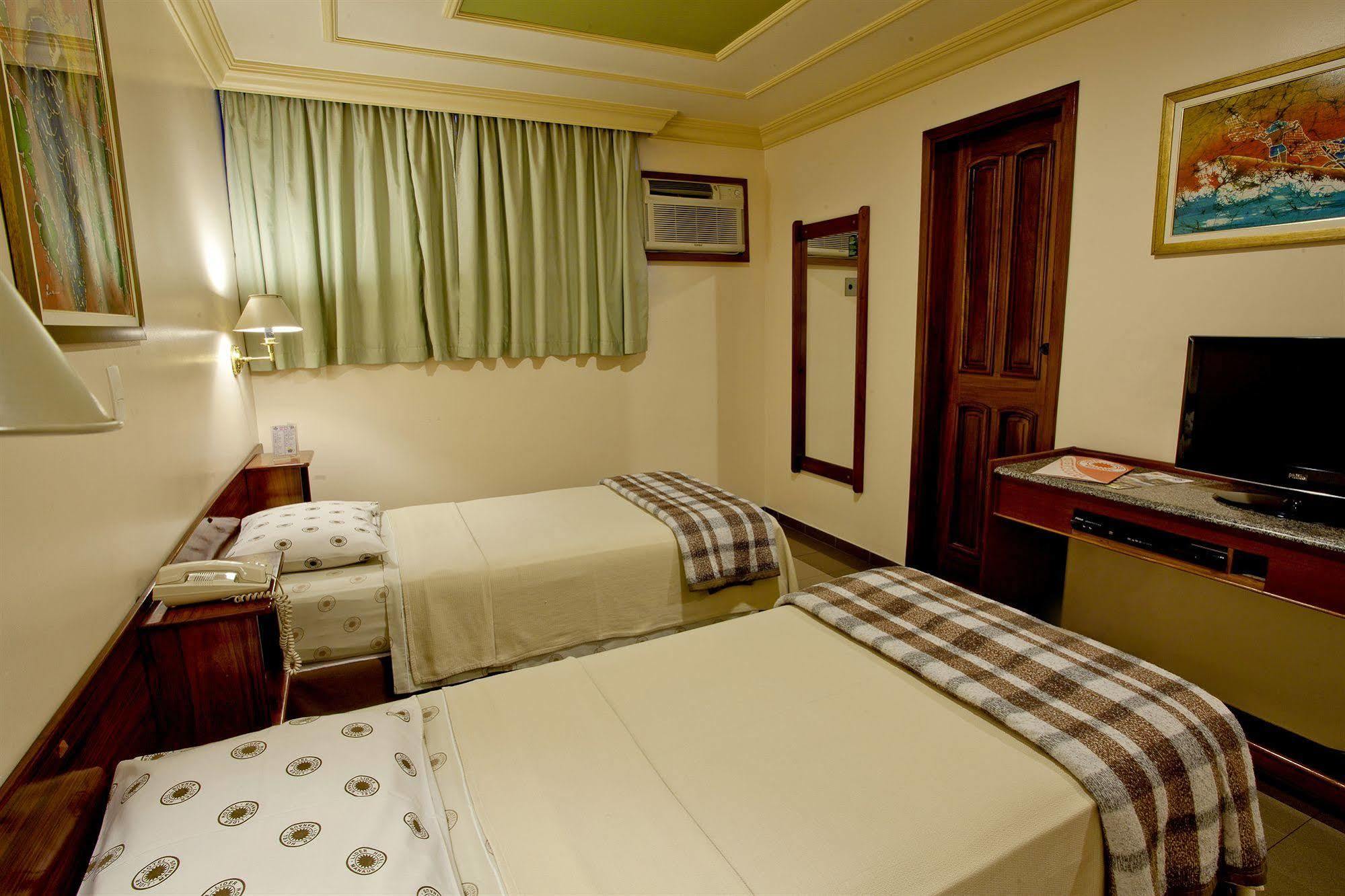 Lider Hotel Manaus Buitenkant foto